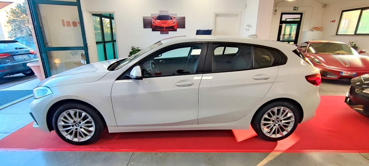 Bmw 116 116d 5p. Business Advantage