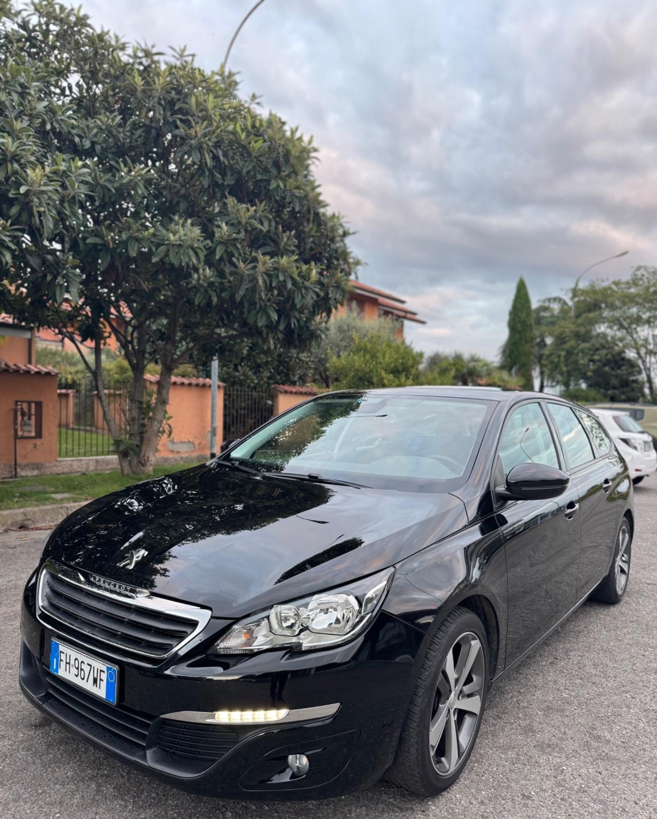 Peugeot 308 BlueHDi 120 S&S EAT6 SW Allure