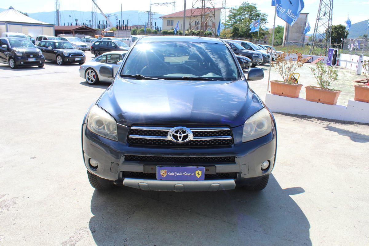 TOYOTA - RAV4 - Crossover 2.2 D-4D 177CV Luxury