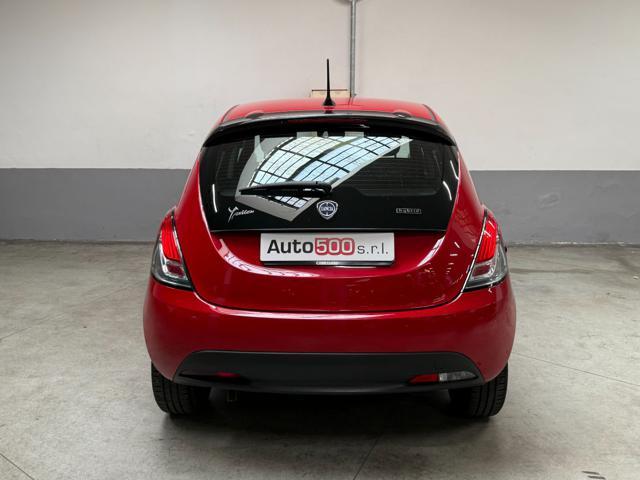 LANCIA Ypsilon 1.0 FireFly 5 porte S&S Hybrid Silver