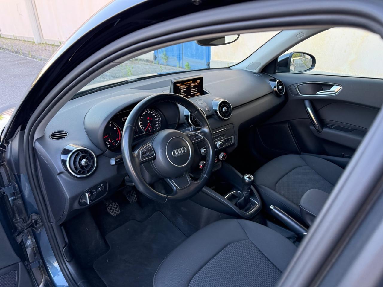 Audi A1 1.0 TFSI ultra S-Line