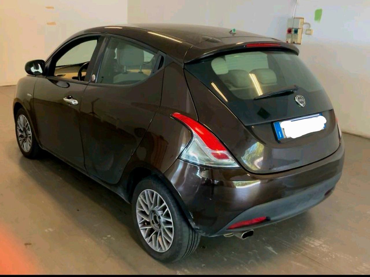 Lancia Ypsilon 1.2 69 CV 5 porte GPL Ecochic Gold