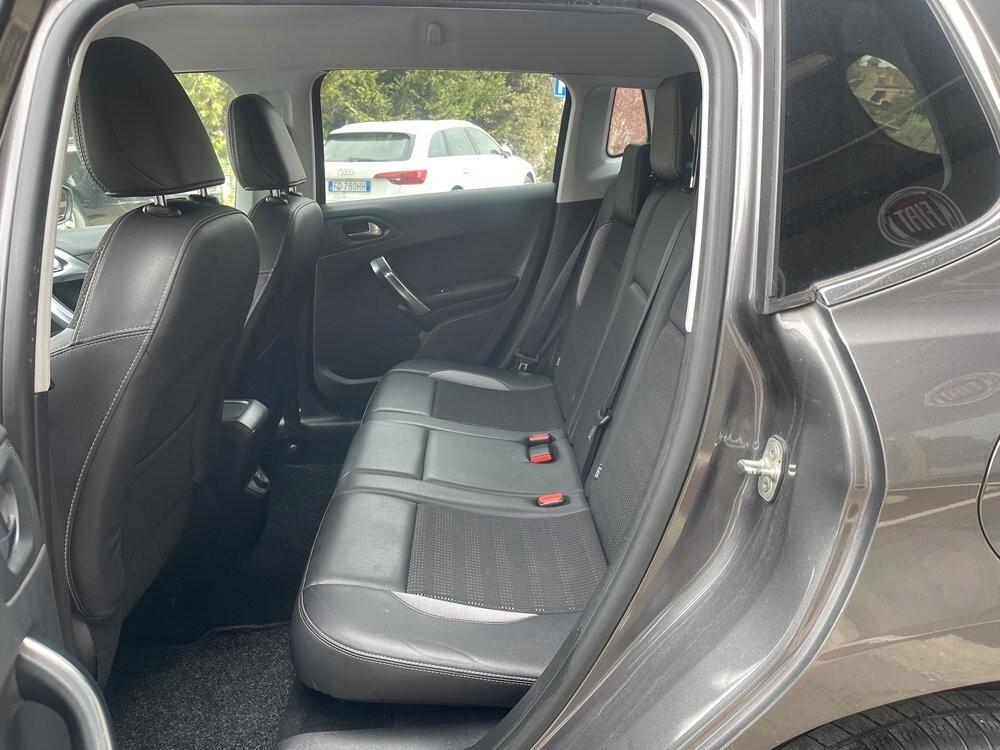 Peugeot 2008 BlueHDi 120 S&S Black Matt NEO PATENTATI