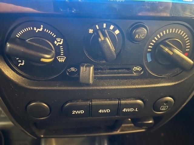 Suzuki Jimny 1.3i 16V cat 4WD JLX