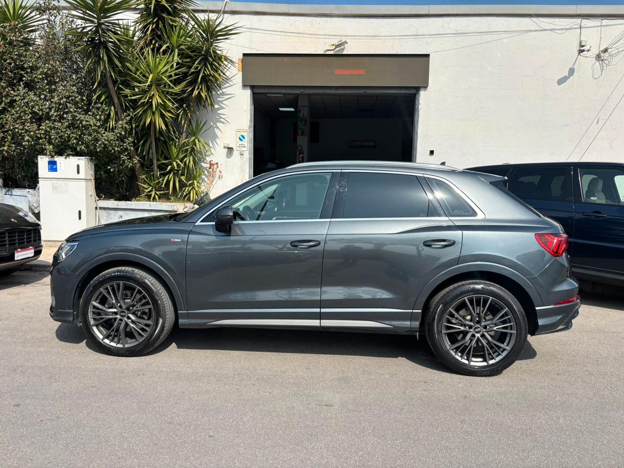 Audi Q3 40TDI Quattro S-tronic S-Line