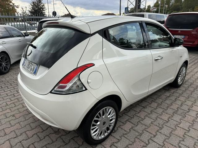 Lancia Ypsilon 5 Porte Ypsilon 1.2 Silver 69cv