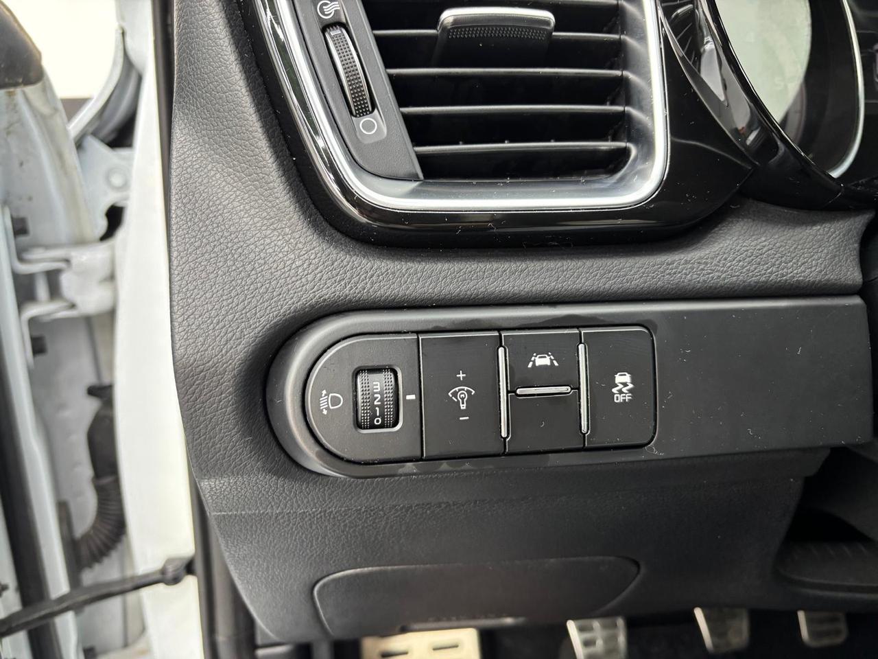 Kia Ceed 1.6 CRDi 136 CV 5p. Evolution