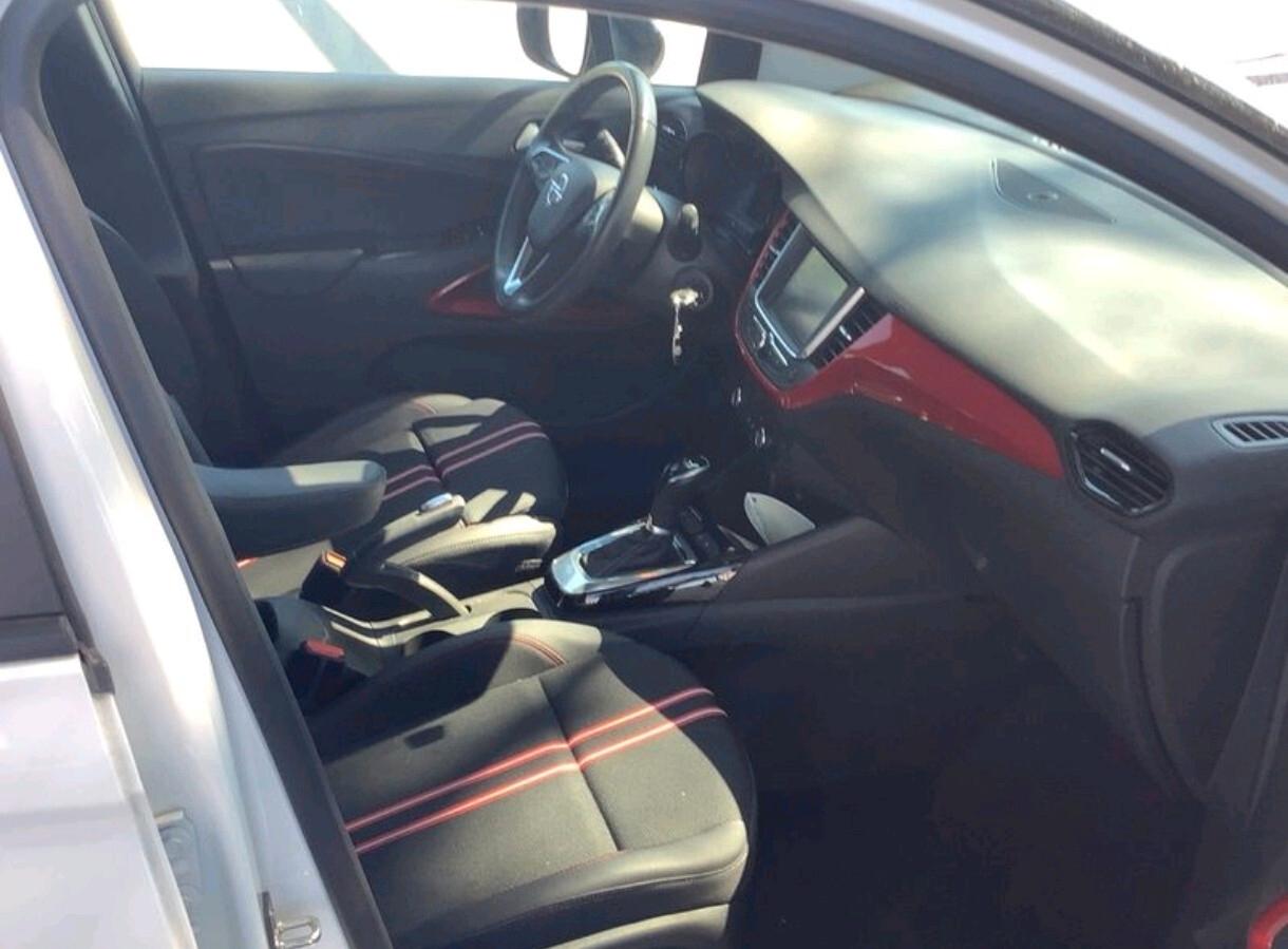 Opel Crossland X 1.2 TURBO GS LINE