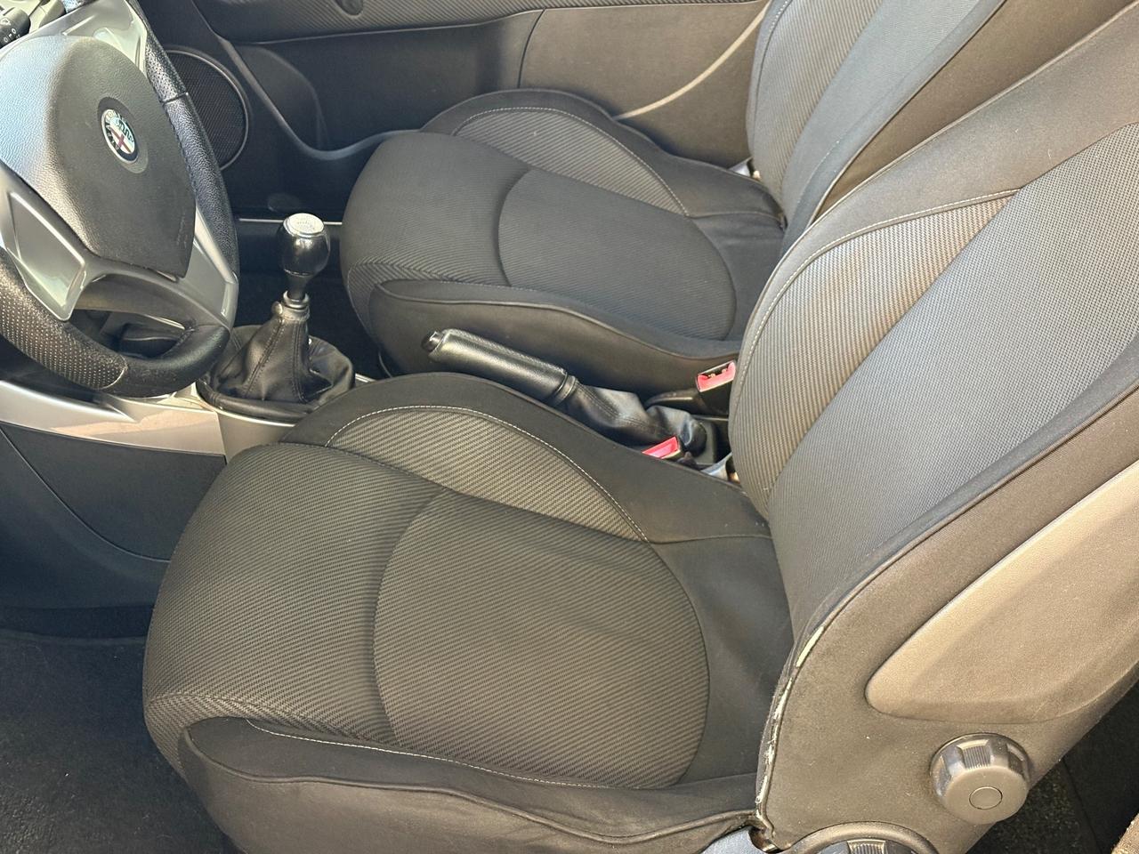 Alfa Romeo MiTo 1.4 T 120 CV GPL Distinctive Sport Pack