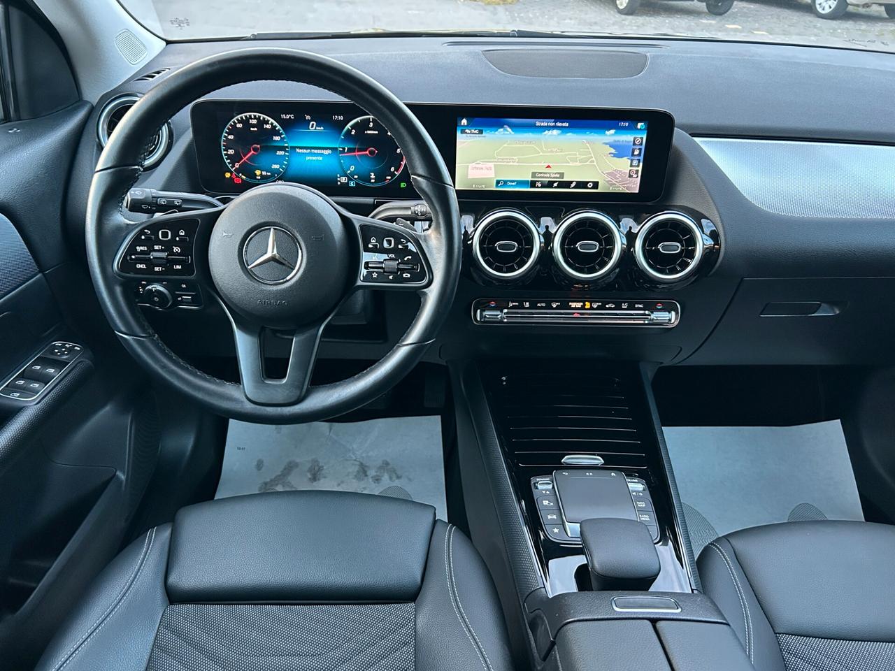 Mercedes-Benz GLA 200 d Business Extra auto