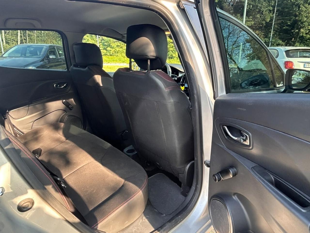 Renault Clio 1.2 75 CV Costume National – Navi Cruise 99.000 km