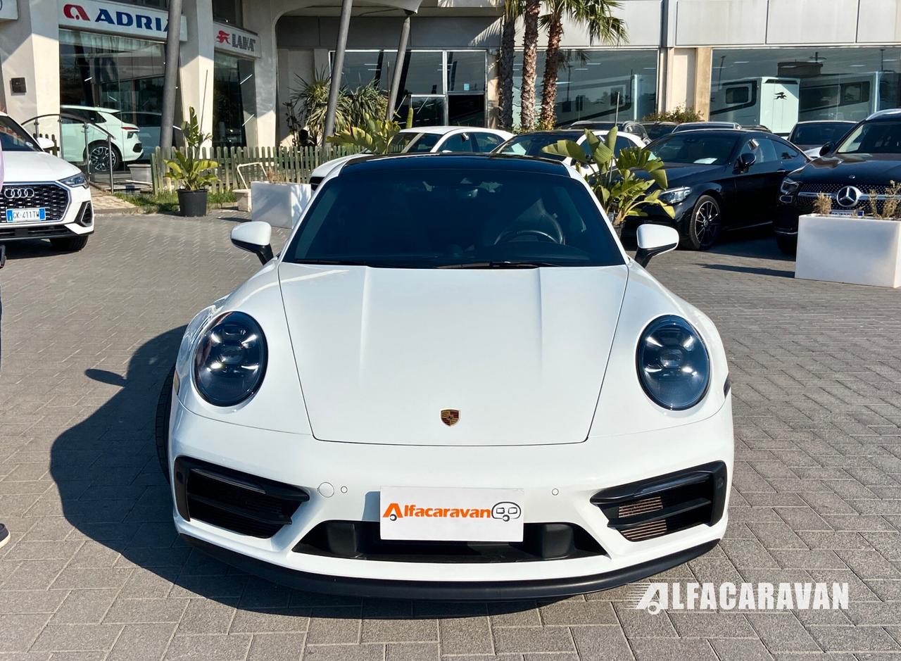 Porsche 911 992 Carrera 2 Coupe GTS auto