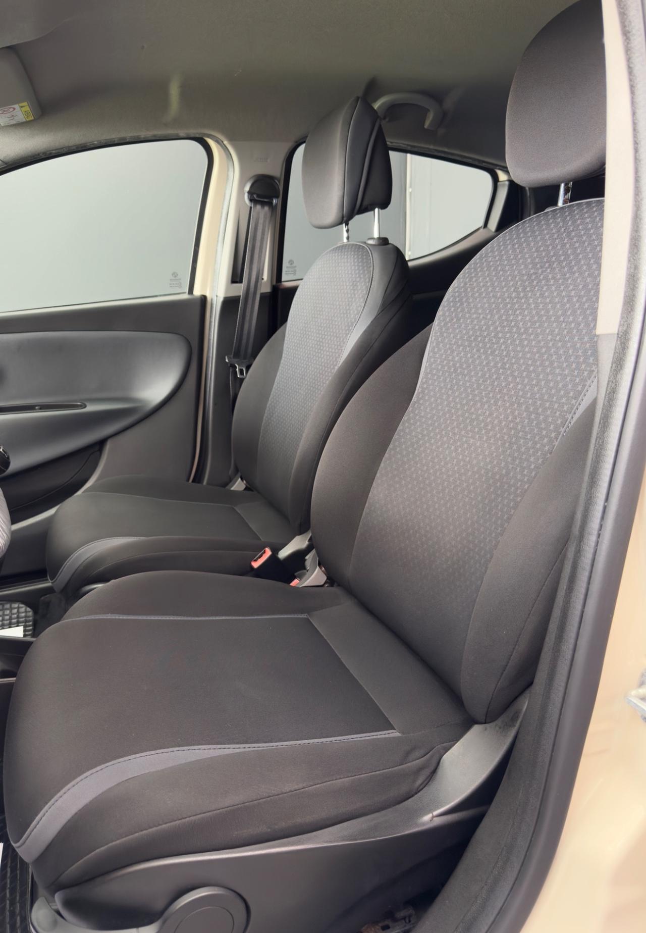 Lancia Ypsilon 1.3 MJT 95 CV Platinum 2016