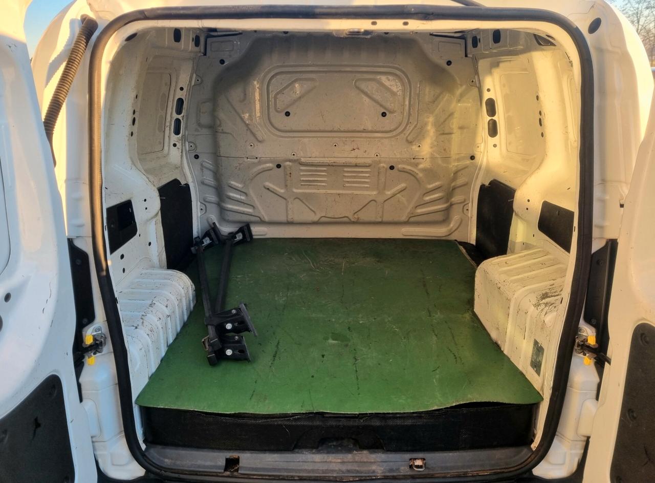 FIAT FIORINO 1.4 Natural Power 77CV