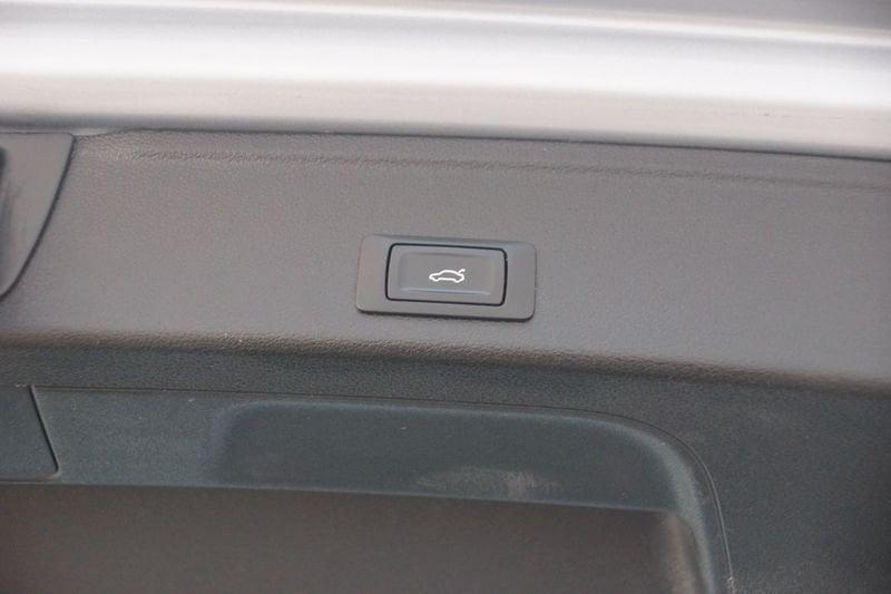 Audi A4 2.0 35 TDI BUSIN ADVAN. S TRONIC S-LINE