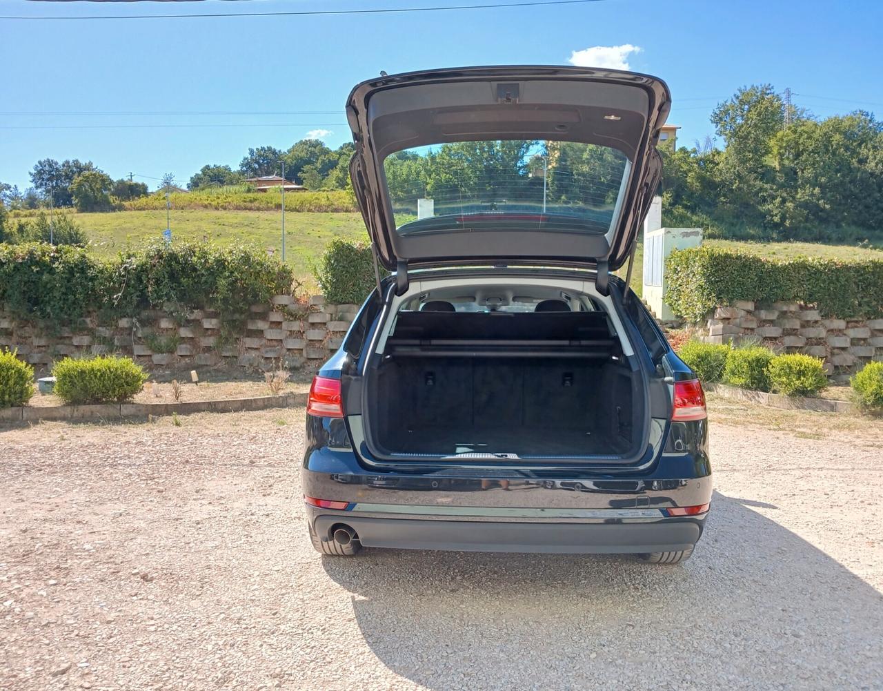Audi A4 2.0 TDI 122 CV S tronic Sport