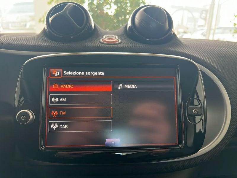 smart fortwo fortwo EQ Passion 22 KW