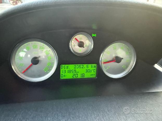 Lancia ypsilon 1.2 benz neopatentati
