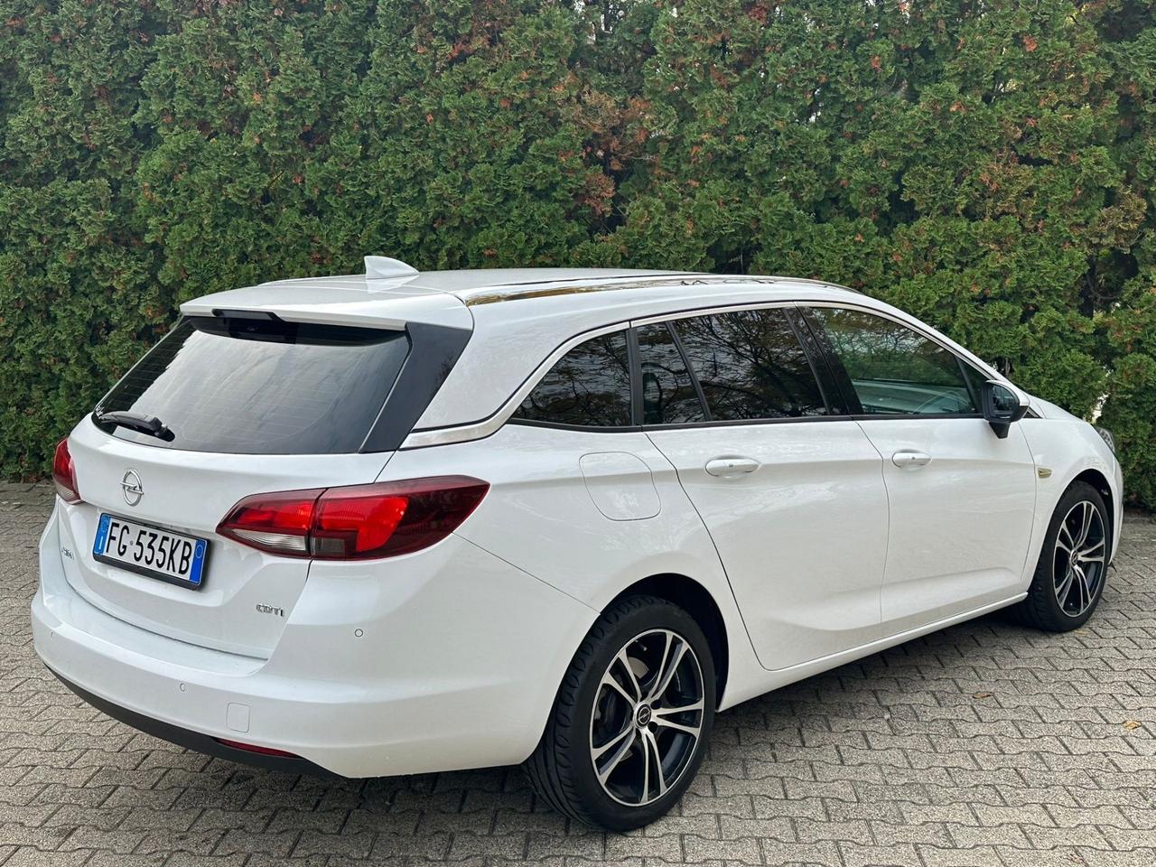 Opel Astra 1.6 CDTi 136CV Start&Stop Sports Tourer Innovation