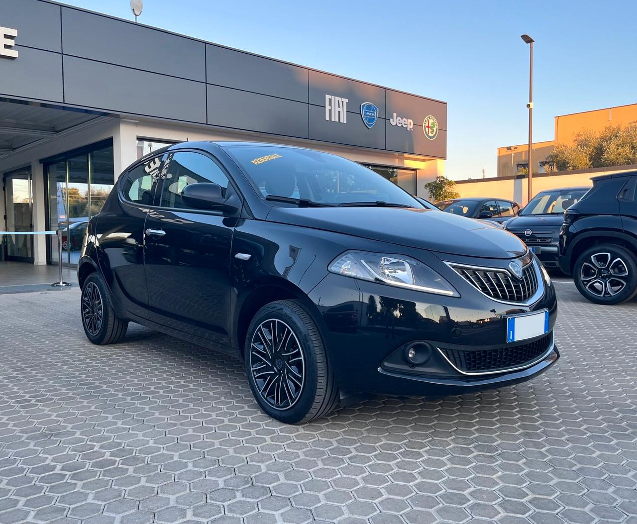 Lancia Ypsilon 1.0 FireFly 5 porte S&S Hybrid Gold