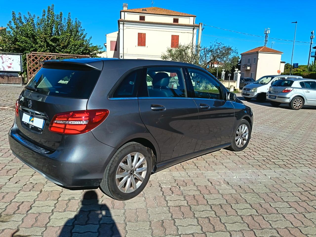 Mercedes-benz B 180 d Premium
