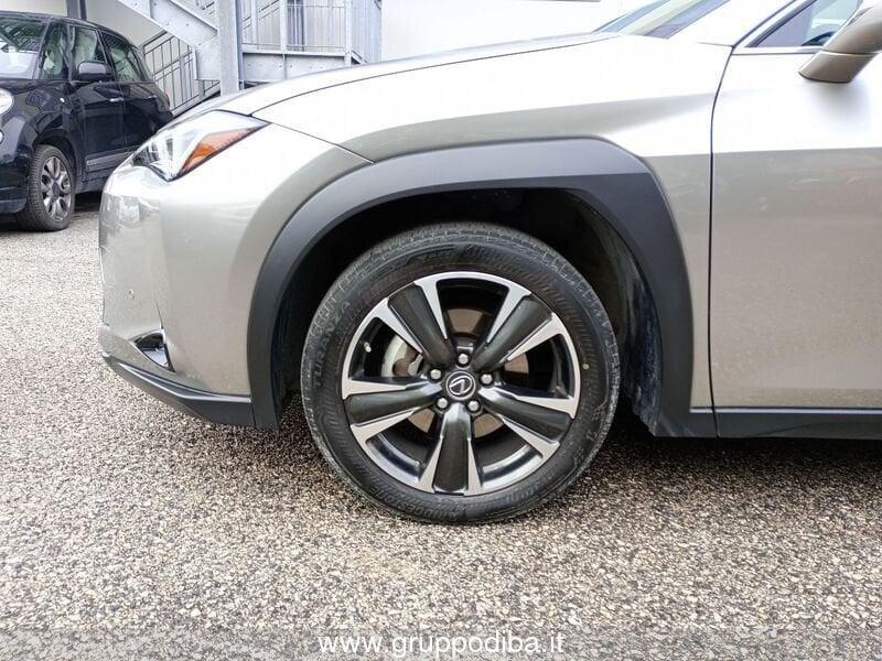 Lexus UX 2019 250h 2.0 Luxury 4wd cvt my20