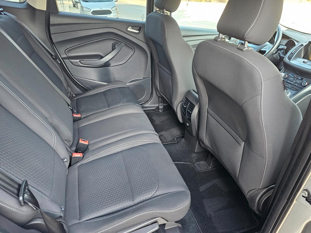 FORD KUGA 1.5 TDCI 120CV BUSINESS SPORT