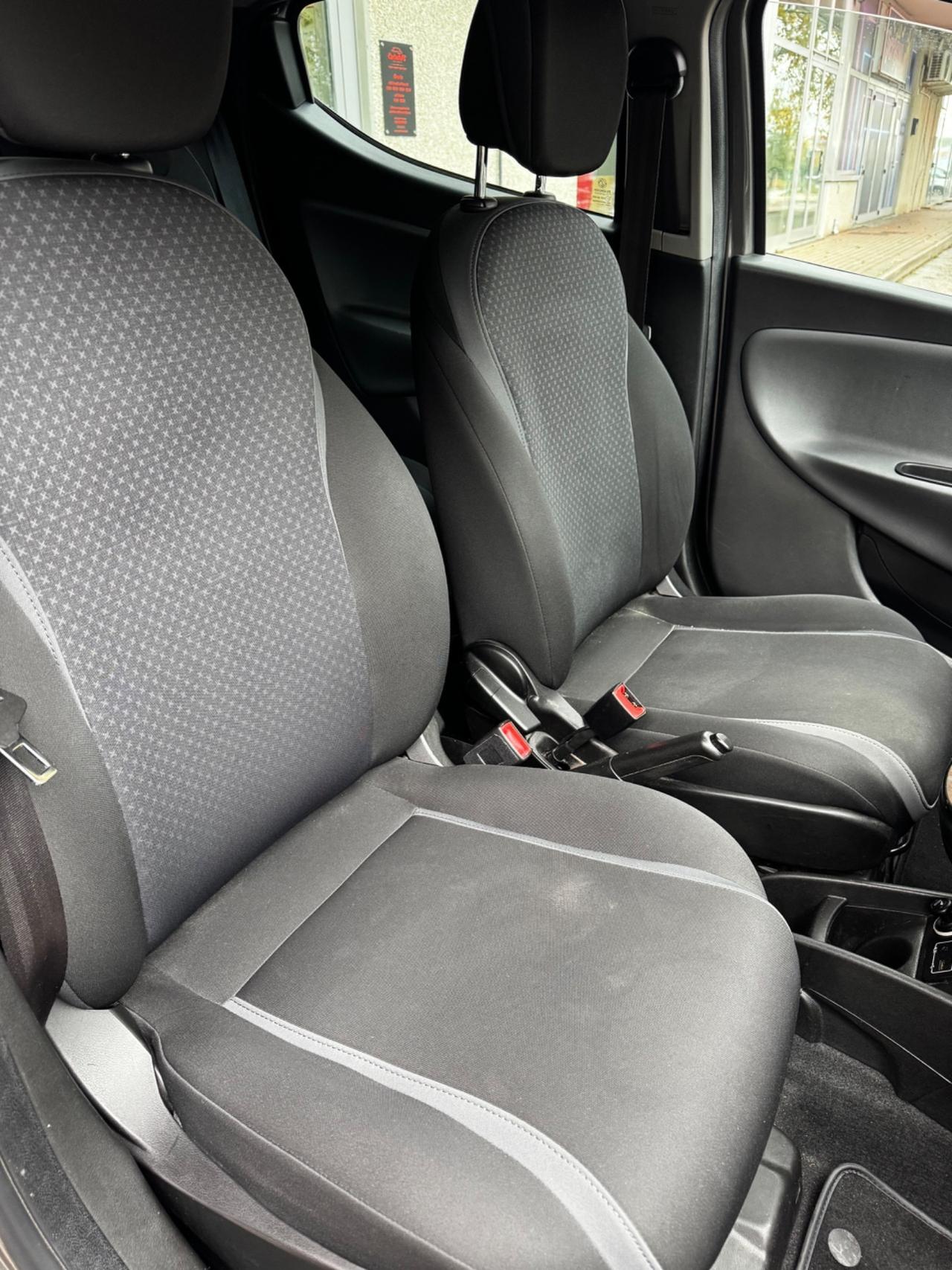 Lancia Ypsilon 1.2 69 CV 5 porte