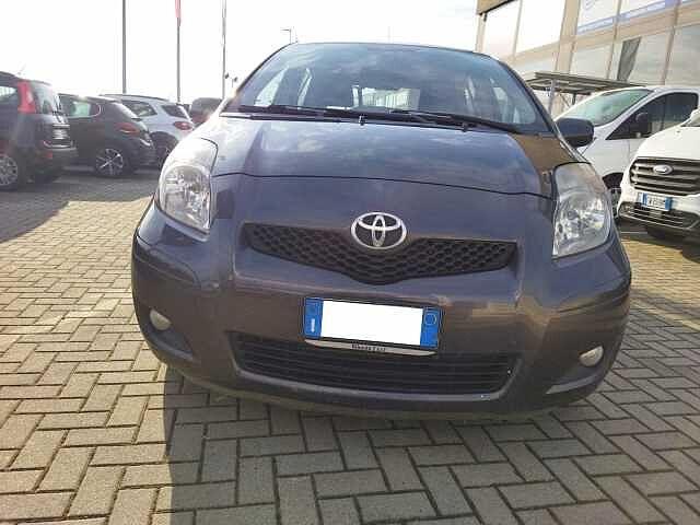 Toyota Yaris 1.4 D-4D DPF 5 porte Sol