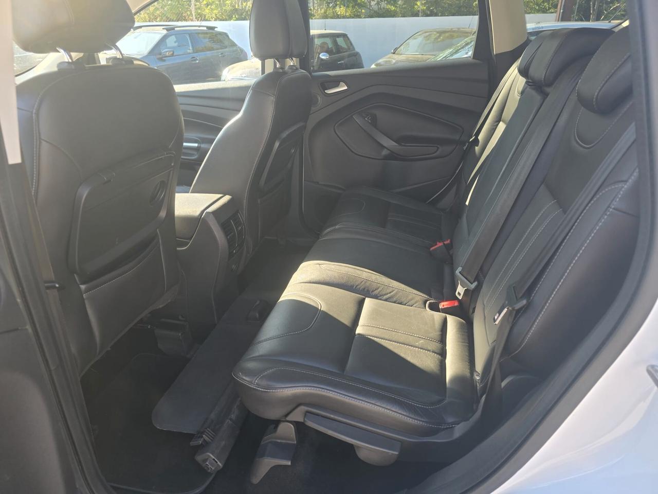 Ford Kuga 2.0 TDCI 140 CV 4WD Titanium