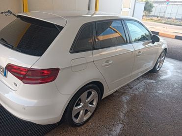 Audi A3 SPB 1.6 TDI clean diesel Business