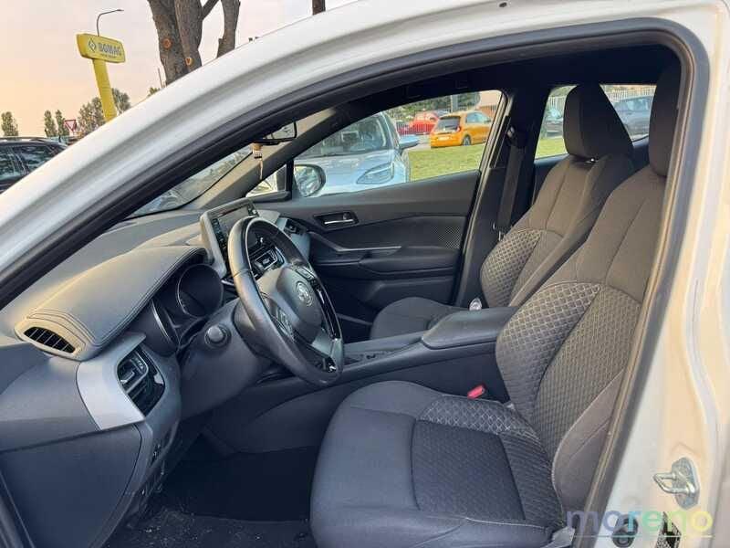 Toyota C-HR 1.8h Active E-CVT