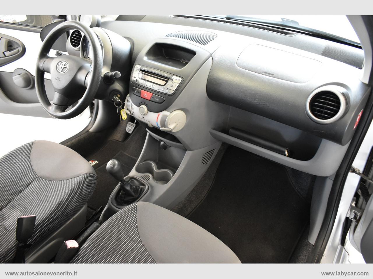 TOYOTA Aygo 1.0 VVT-i 5p. Sol