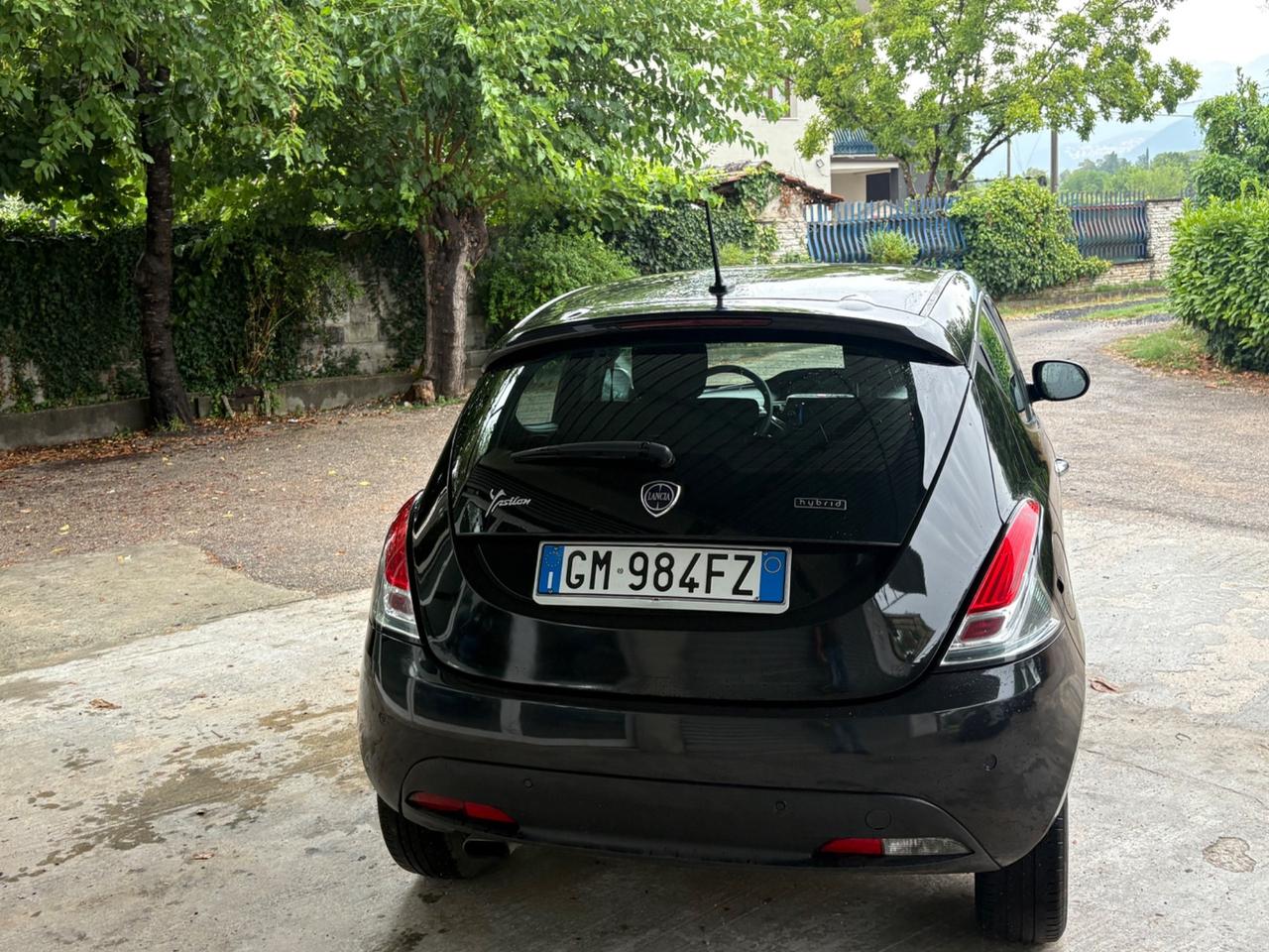 Lancia Ypsilon 1.0 FireFly 5 porte S&S Hybrid Ecochic UnYca