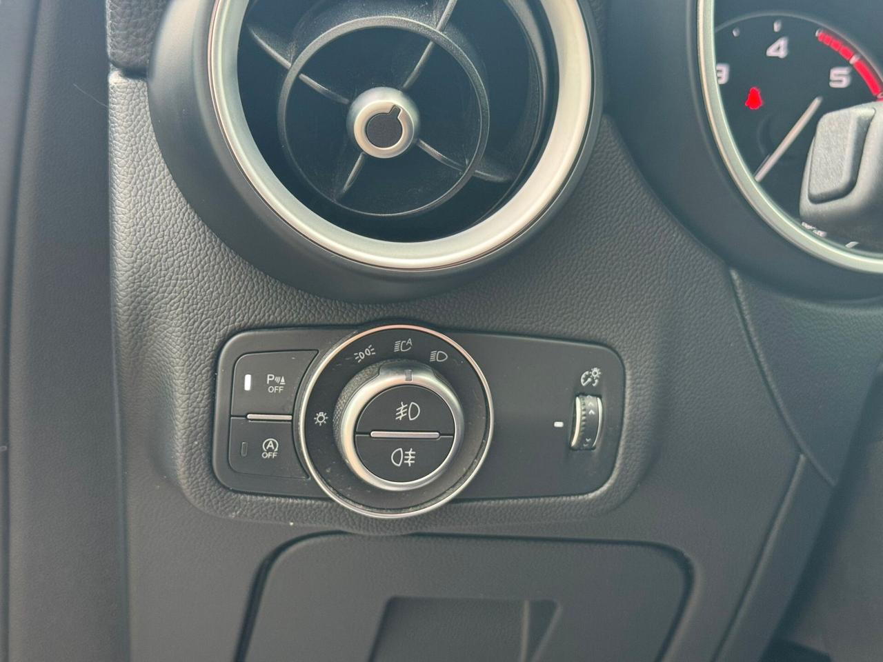 Alfa Romeo Stelvio 2.2 Turbodiesel 190 CV AT8 RWD Sprint