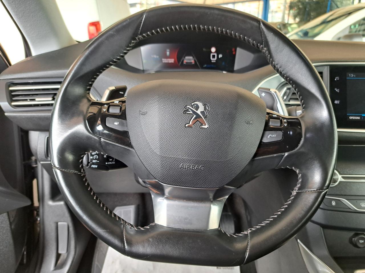 Peugeot 308 BlueHDi 130 CV S&S Allure AUTOM.