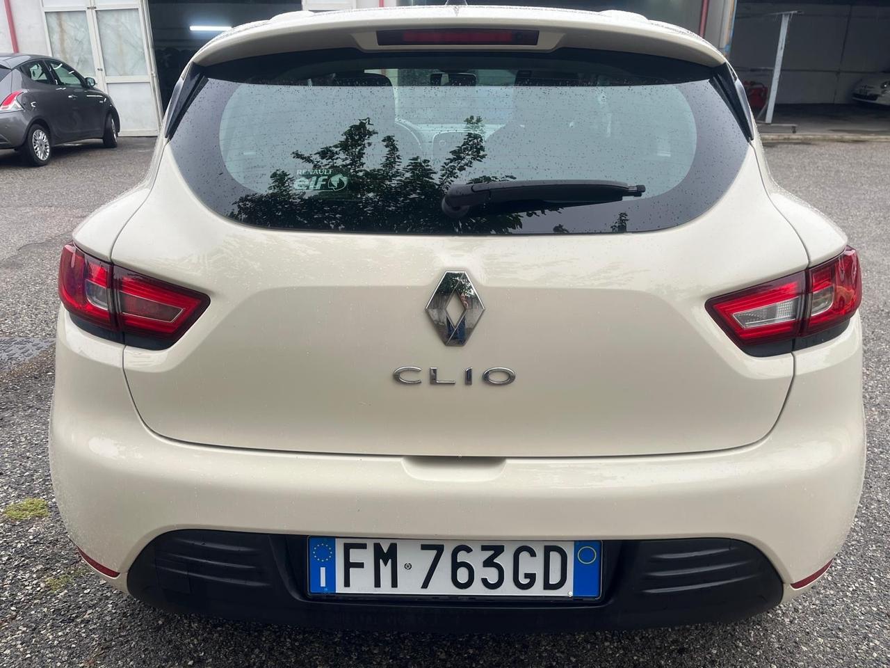 Renault clio 5P-900 gpl/90cv- restyling -11/2017