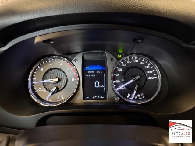 TOYOTA Hilux 2.4 d-4d C&C 4x4 Comfort GANCIO TRAINO