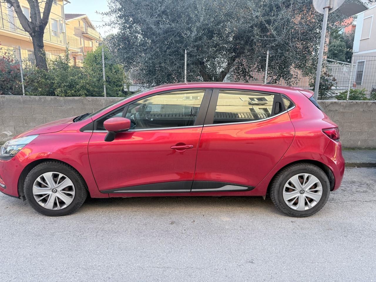 Renault Clio dCi 8V 75CV Start&Stop 5 porte Energy Zen