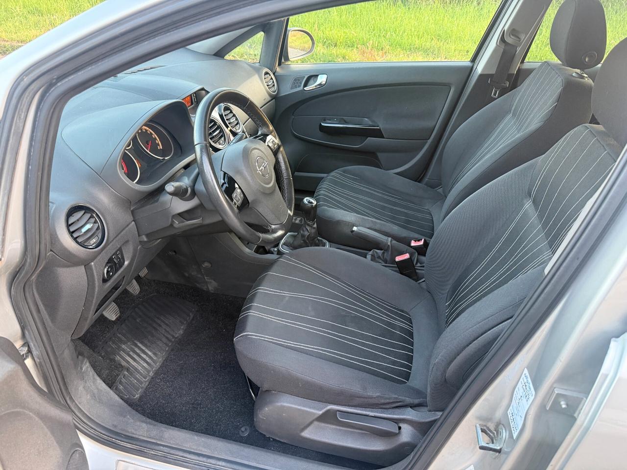 Opel Corsa 1.2 5 porte Edition