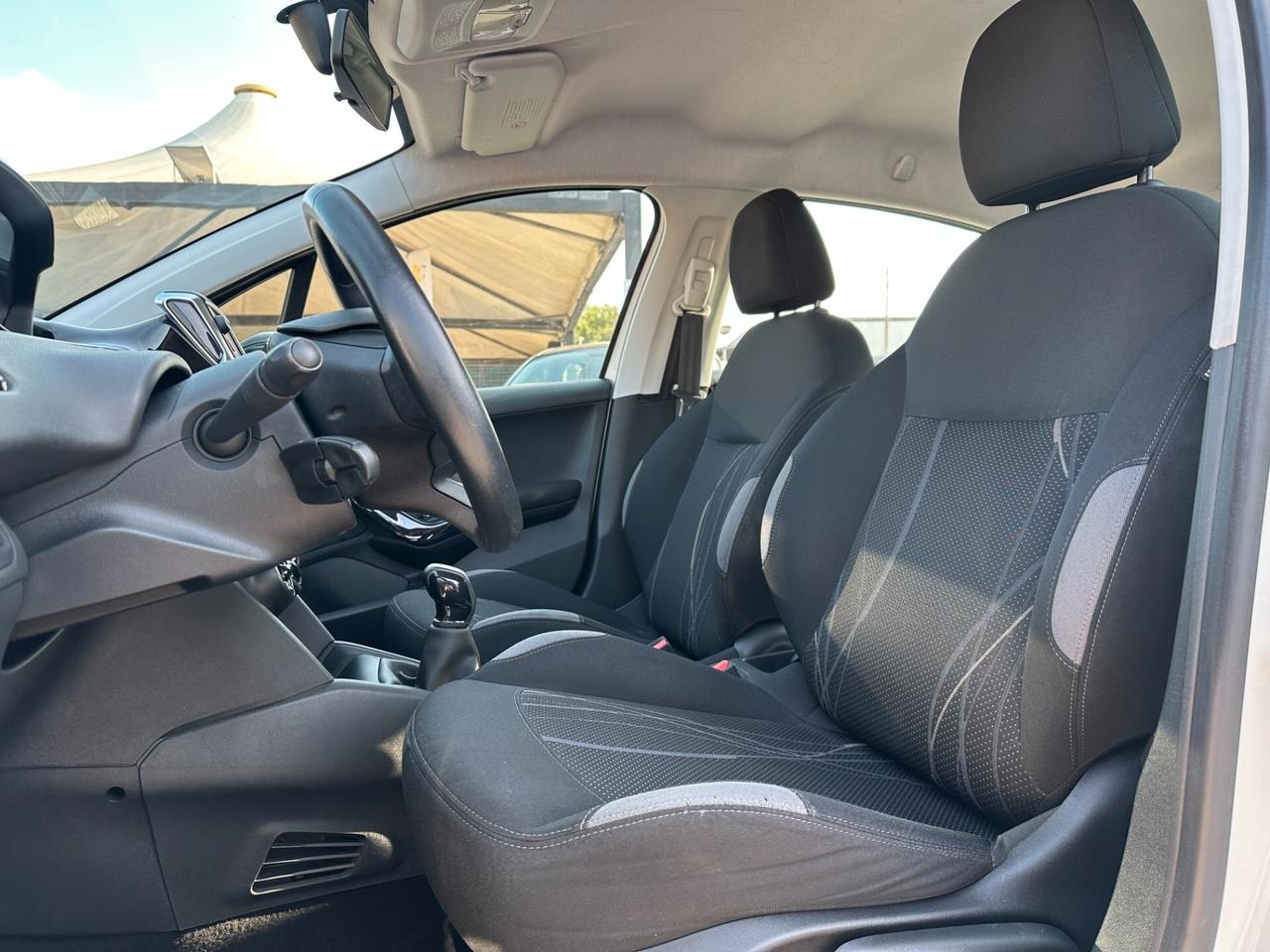 PEUGEOT 208 1.2 VTi 82 CV 5 porte Active