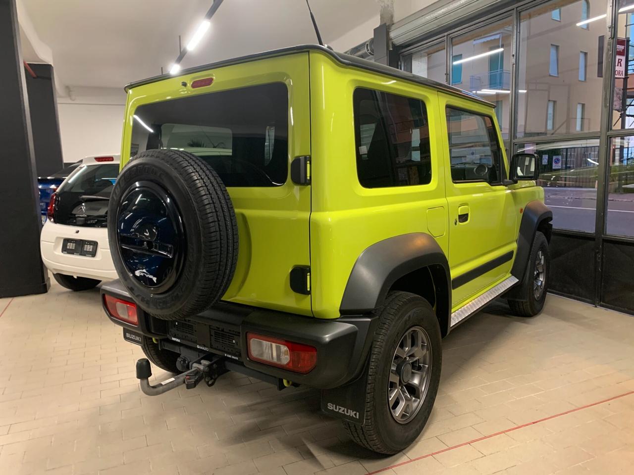 Suzuki Jimny 1.5 4AT Top 4 POSTI