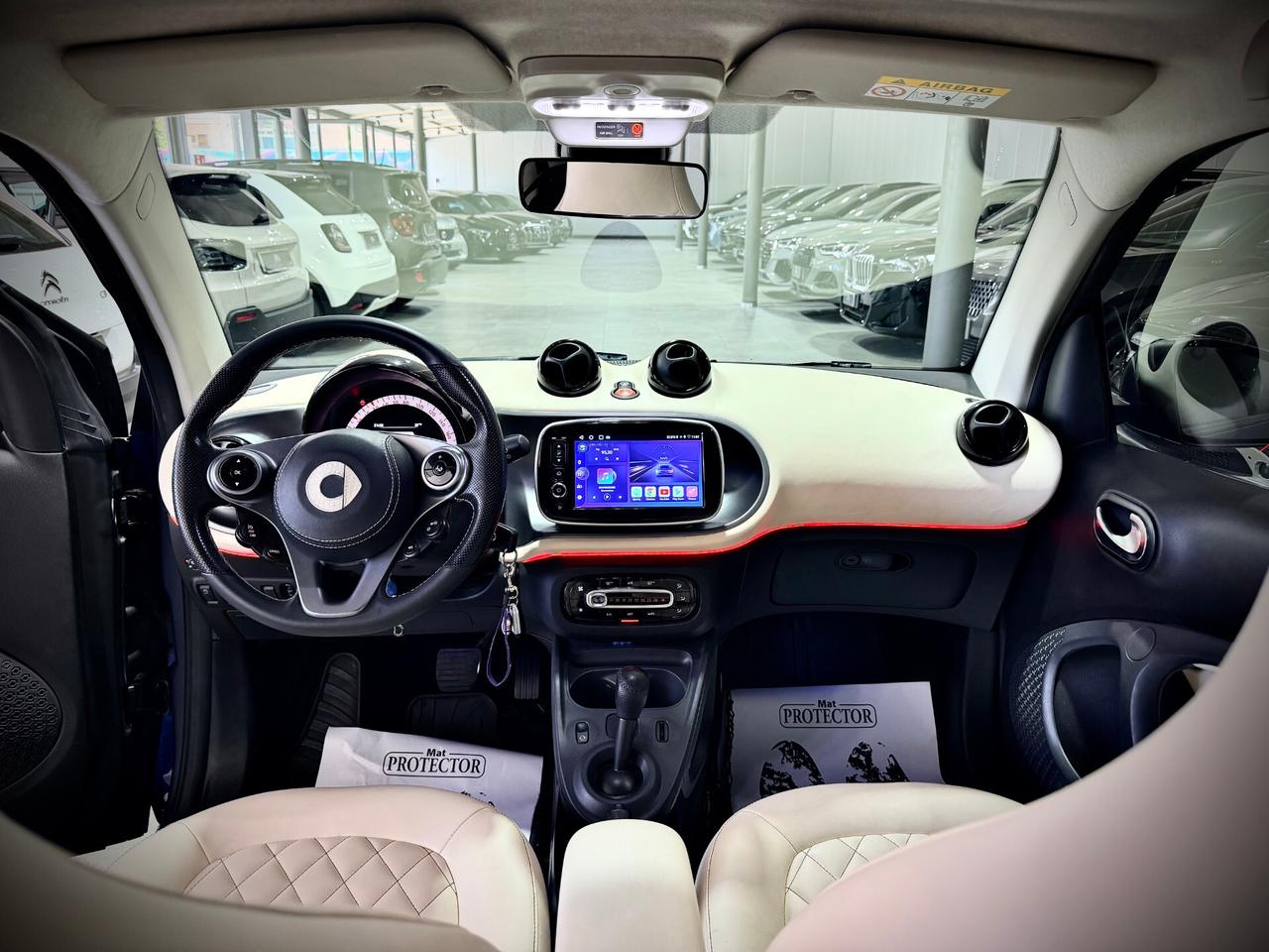 Smart Fortwo 1.0 70CV Twinamic GPL Customized