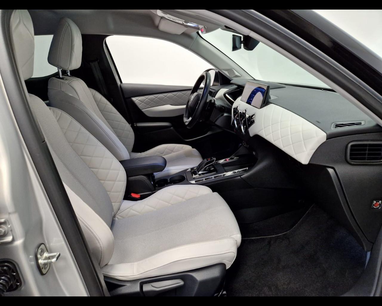 DS DS3 - DS3 1.2 puretech Rivoli 130cv auto