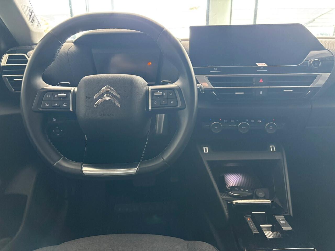 Citroen C4 SHINE PureTech 130 EAT8 SPOTICAR