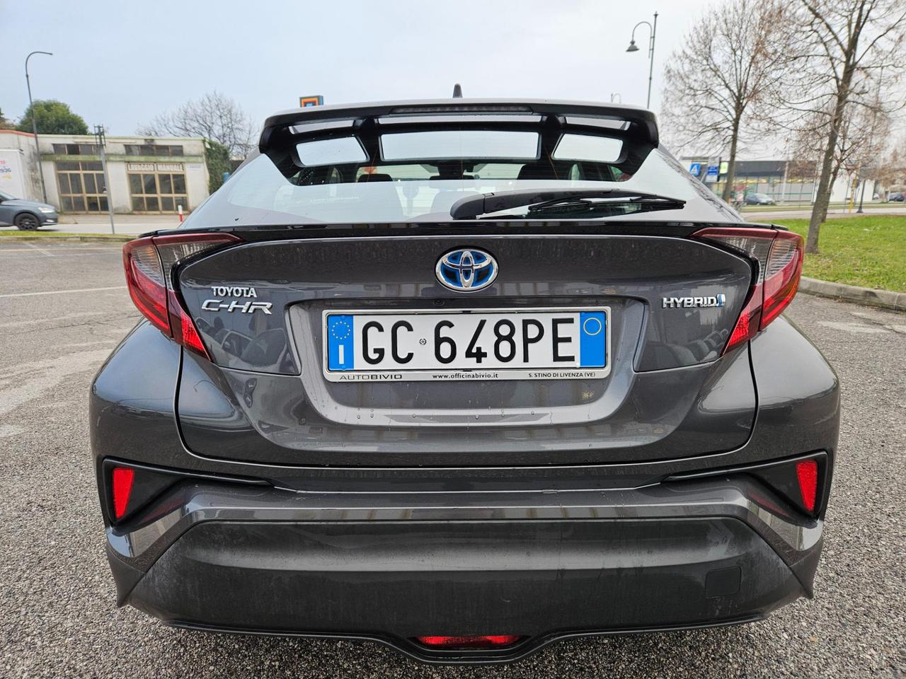 Toyota C-HR 1.8h Business e-cvt
