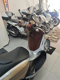 Piaggio Beverly 300 i.e. 300ie