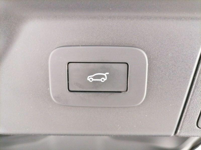 Land Rover Range Rover Velar 2.0d i4 mhev R-Dynamic S 4wd 204cv auto