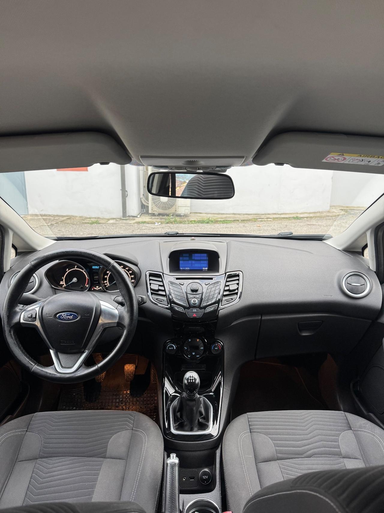 Ford Fiesta 1.5 TDCi 75CV 5 porte Titanium