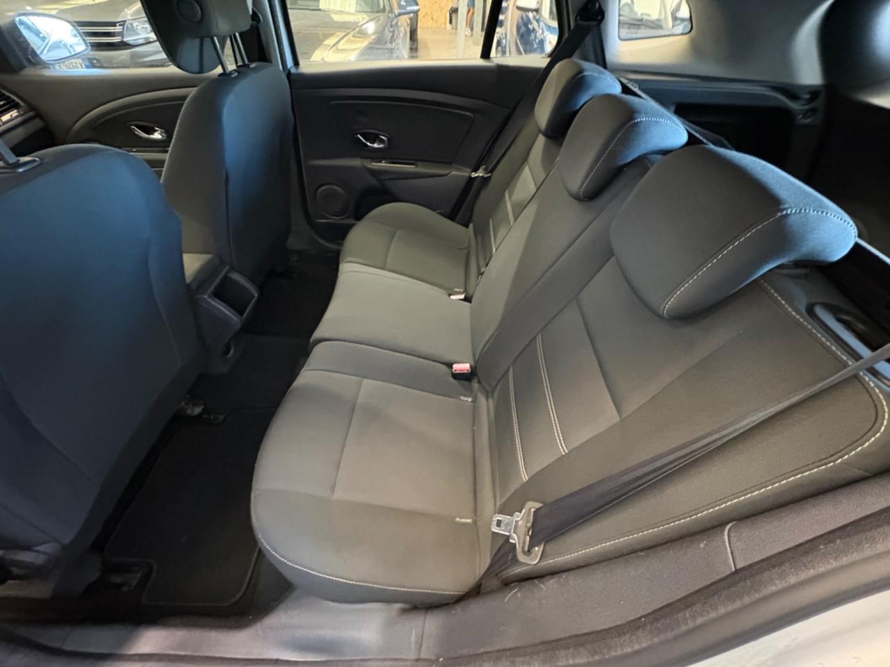 Renault Megane Sport Tourer 1.5 cdi 110cv 2014